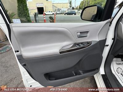 2016 Toyota Sienna XLE 8-Passenger   - Photo 13 - San Jose, CA 95116