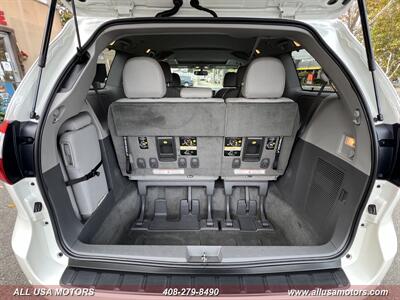 2016 Toyota Sienna XLE 8-Passenger   - Photo 23 - San Jose, CA 95116