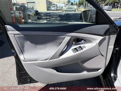 2008 Toyota Camry SE V6   - Photo 13 - San Jose, CA 95116