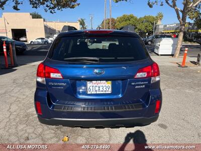 2011 Subaru Outback 2.5i Limited   - Photo 8 - San Jose, CA 95116