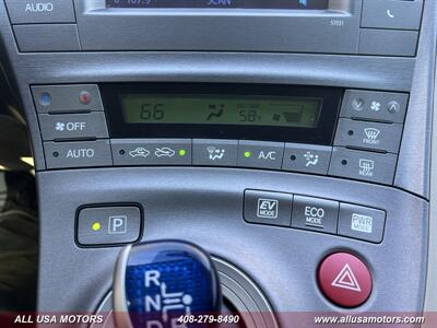 2015 Toyota Prius Two   - Photo 32 - San Jose, CA 95116