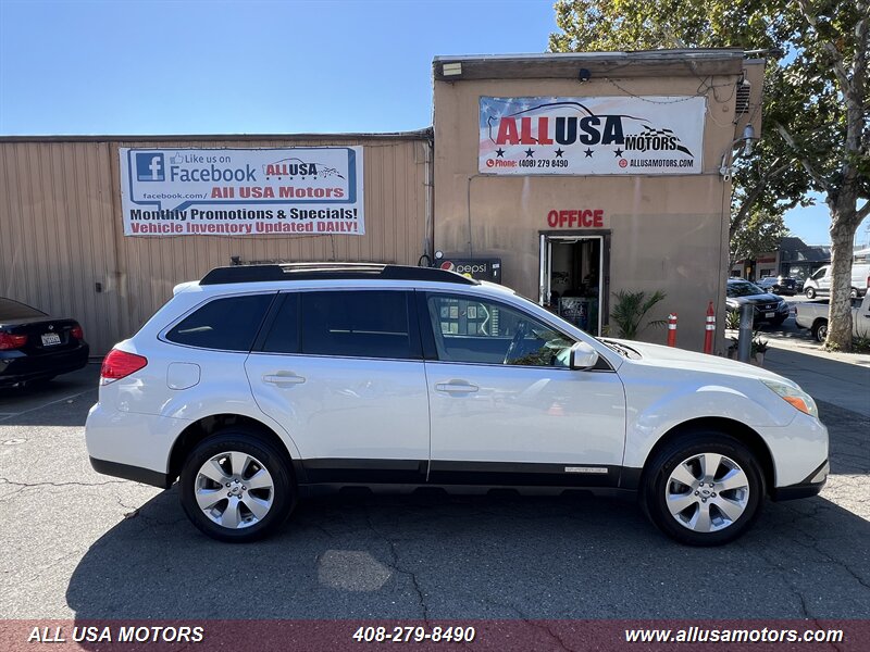 2012 Subaru Outback 2.5i Limited  