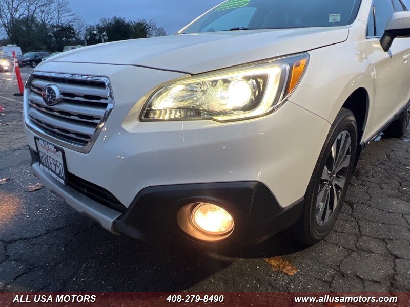 2017 Subaru Outback Limited photo 19