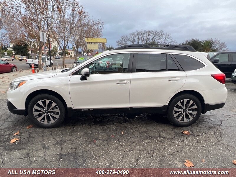 2017 Subaru Outback Limited photo 6