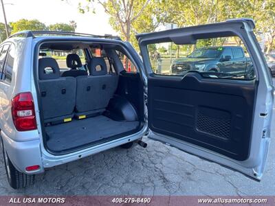 2004 Toyota RAV4   - Photo 21 - San Jose, CA 95116
