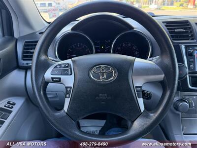 2013 Toyota Highlander Plus - Photo 17 - San Jose, CA 95116