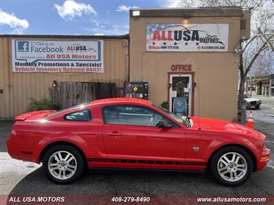 2009 Ford Mustang V6 Deluxe Coupe