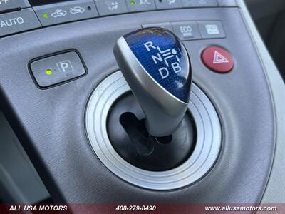 2015 Toyota Prius Three   - Photo 37 - San Jose, CA 95116