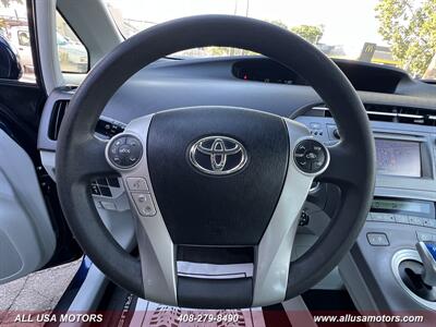 2015 Toyota Prius Three   - Photo 15 - San Jose, CA 95116