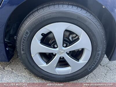 2015 Toyota Prius Three   - Photo 11 - San Jose, CA 95116