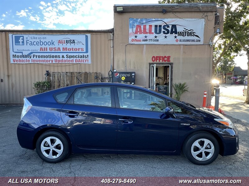 2015 Toyota Prius Three  