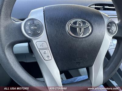 2015 Toyota Prius Three   - Photo 16 - San Jose, CA 95116