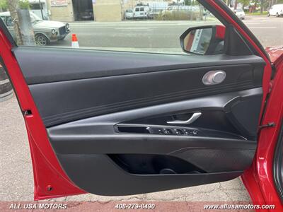 2022 Hyundai ELANTRA Hybrid Blue   - Photo 14 - San Jose, CA 95116