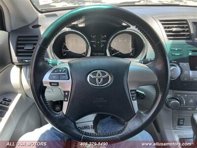 2011 Toyota Highlander SE - Photo 16 - San Jose, CA 95116