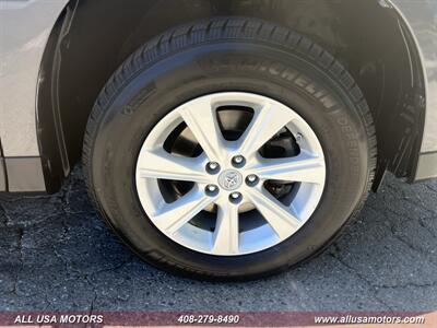2011 Toyota Highlander SE - Photo 12 - San Jose, CA 95116