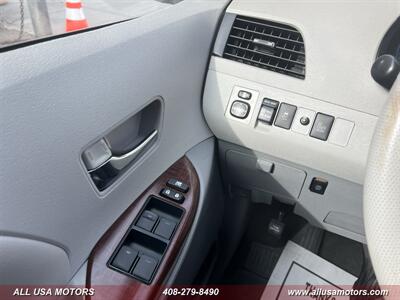 2014 Toyota Sienna XLE 8-Passenger - Photo 55 - San Jose, CA 95116