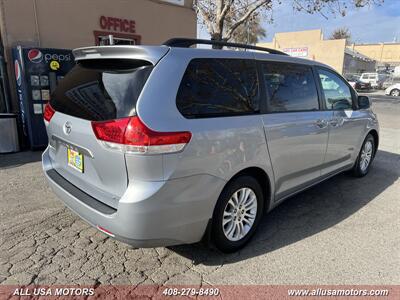2014 Toyota Sienna XLE 8-Passenger - Photo 9 - San Jose, CA 95116