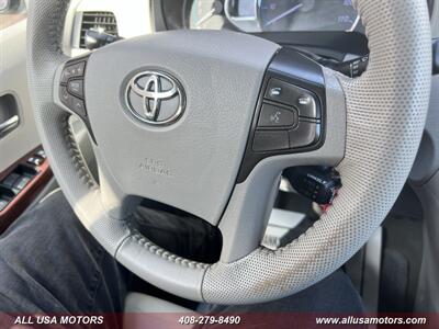 2014 Toyota Sienna XLE 8-Passenger - Photo 18 - San Jose, CA 95116