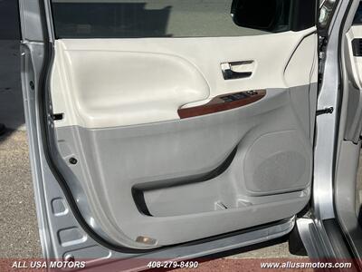 2014 Toyota Sienna XLE 8-Passenger - Photo 13 - San Jose, CA 95116