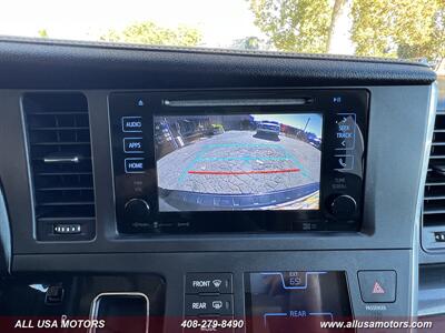 2017 Toyota Sienna SE Premium 8-Passenger   - Photo 45 - San Jose, CA 95116