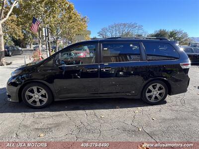 2017 Toyota Sienna SE Premium 8-Passenger   - Photo 6 - San Jose, CA 95116