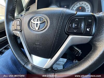 2017 Toyota Sienna SE Premium 8-Passenger   - Photo 23 - San Jose, CA 95116
