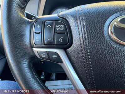 2017 Toyota Sienna SE Premium 8-Passenger   - Photo 22 - San Jose, CA 95116