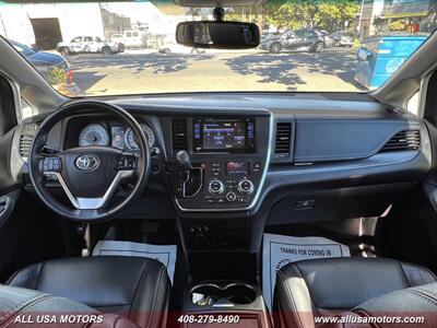 2017 Toyota Sienna SE Premium 8-Passenger   - Photo 39 - San Jose, CA 95116