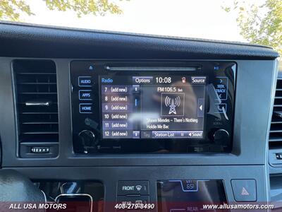 2017 Toyota Sienna SE Premium 8-Passenger   - Photo 47 - San Jose, CA 95116