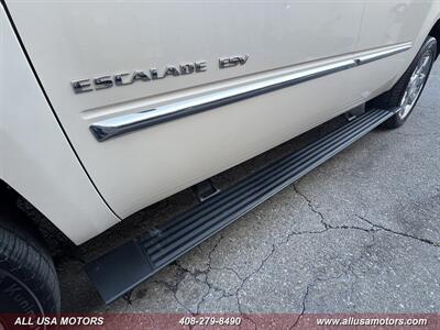 2010 Cadillac Escalade ESV Premium   - Photo 11 - San Jose, CA 95116
