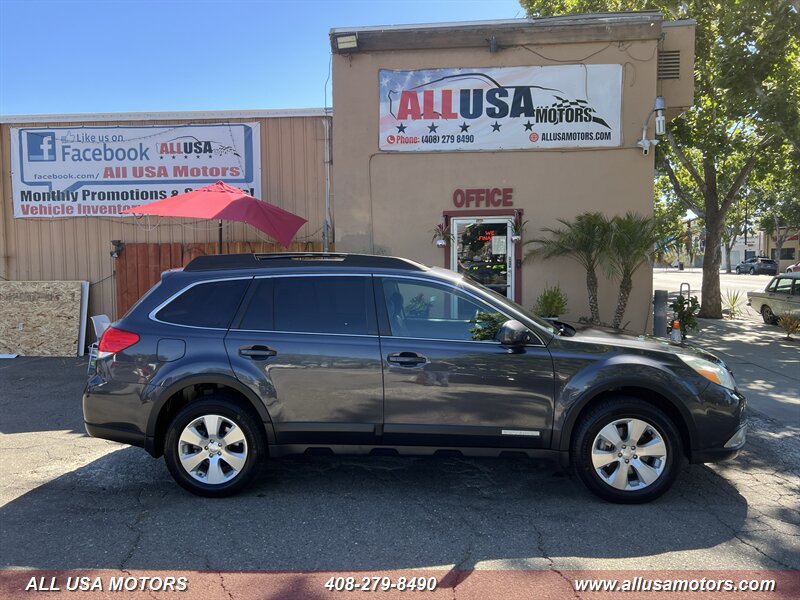 2011 Subaru Outback 3.6R Limited   - Photo 1 - San Jose, CA 95116