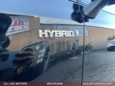 2012 Toyota Prius v Three   - Photo 8 - San Jose, CA 95116