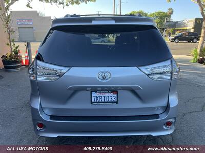 2015 Toyota Sienna SE 8-Passenger   - Photo 8 - San Jose, CA 95116