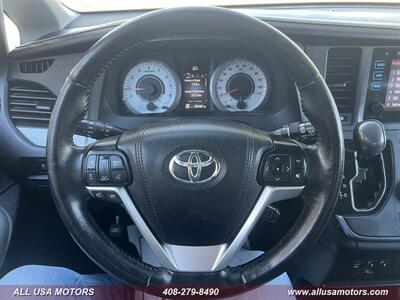 2015 Toyota Sienna SE 8-Passenger   - Photo 16 - San Jose, CA 95116