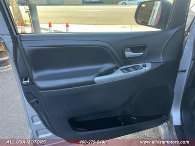 2015 Toyota Sienna SE 8-Passenger   - Photo 14 - San Jose, CA 95116