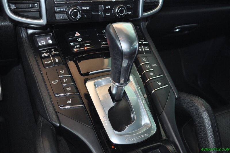 2014 Porsche Cayenne S   - Photo 26 - Scottsdale, AZ 85260