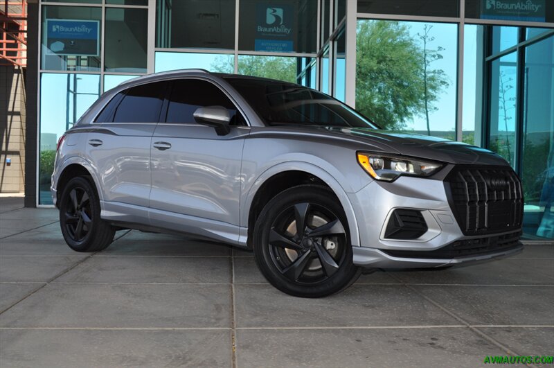 2020 Audi Q3 quattro Premium 45 TFSI - Photo 2 - Scottsdale, AZ 85260