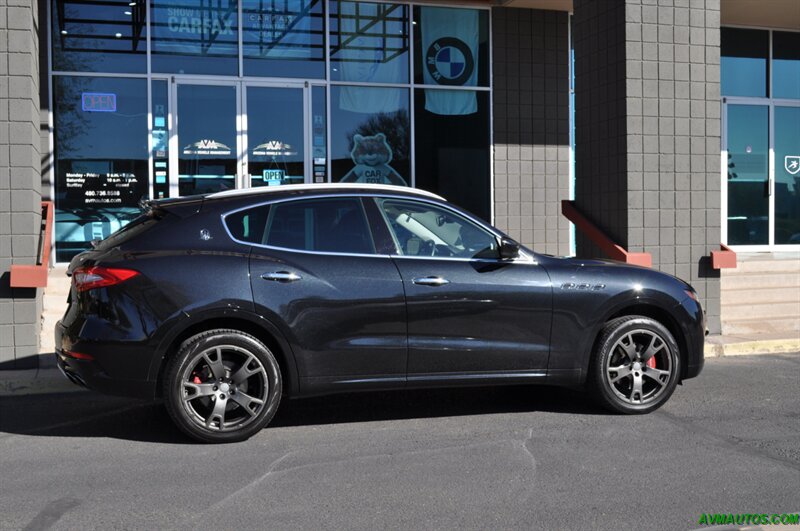 2017 Maserati Levante   - Photo 8 - Scottsdale, AZ 85260