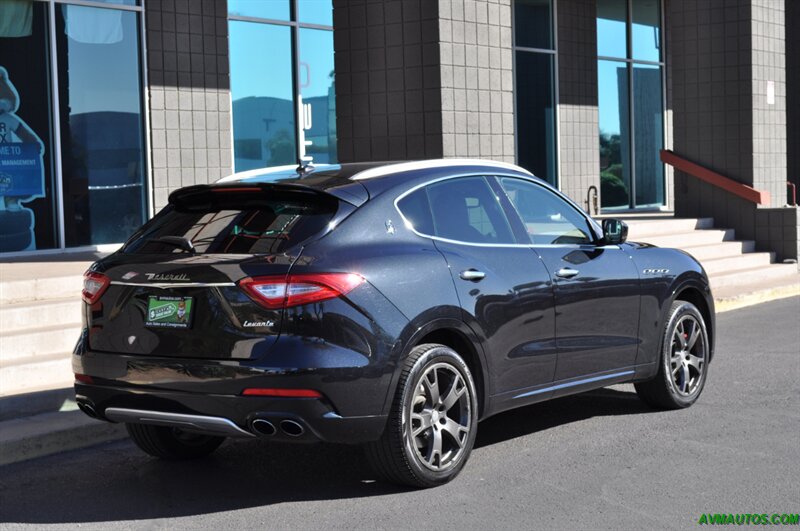 2017 Maserati Levante   - Photo 9 - Scottsdale, AZ 85260