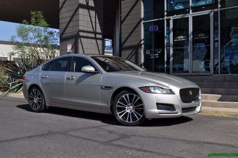 2016 Jaguar XF 35t Prestige   - Photo 2 - Scottsdale, AZ 85260