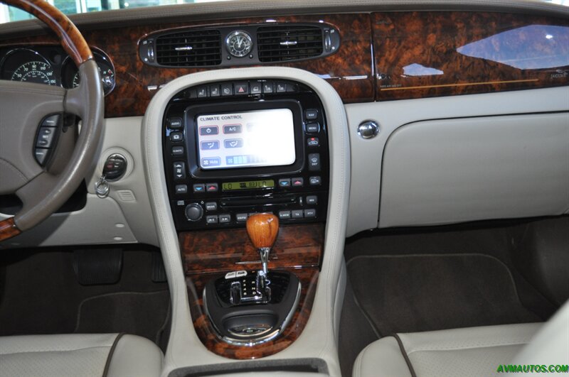 2008 Jaguar XJ8 Vanden Plas   - Photo 50 - Scottsdale, AZ 85260