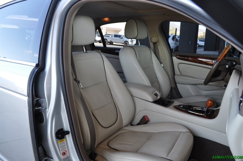 2008 Jaguar XJ8 Vanden Plas   - Photo 38 - Scottsdale, AZ 85260