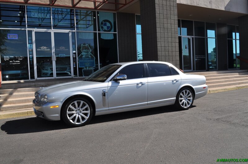 2008 Jaguar XJ8 Vanden Plas   - Photo 8 - Scottsdale, AZ 85260