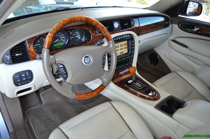 2008 Jaguar XJ8 Vanden Plas   - Photo 34 - Scottsdale, AZ 85260