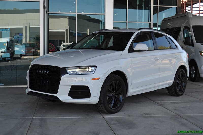 2017 Audi Q3 2.0T Premium   - Photo 15 - Scottsdale, AZ 85260