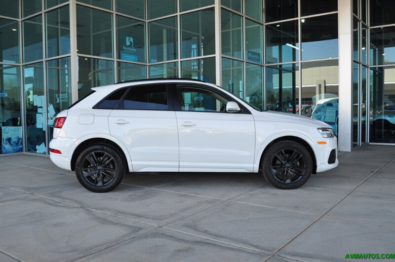 2017 Audi Q3 2.0T Premium   - Photo 6 - Scottsdale, AZ 85260