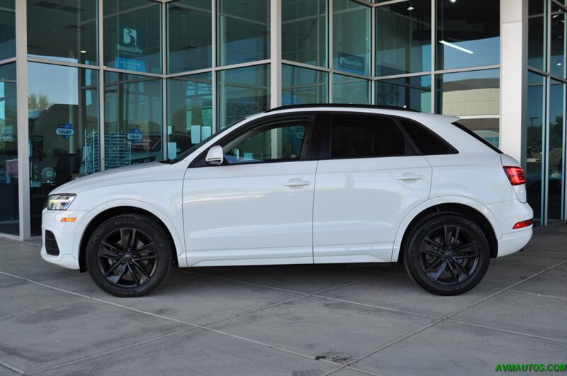 2017 Audi Q3 2.0T Premium   - Photo 7 - Scottsdale, AZ 85260