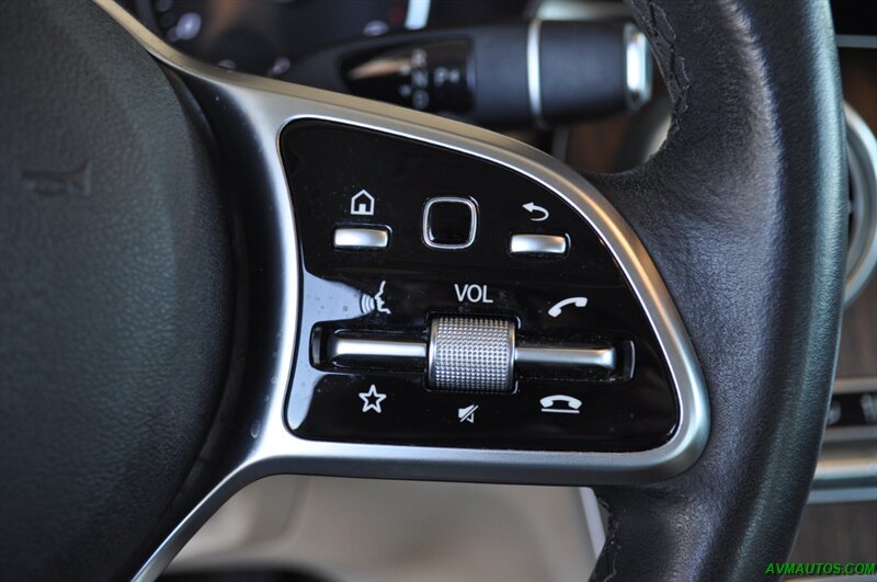2019 Mercedes-Benz C 300   - Photo 32 - Scottsdale, AZ 85260
