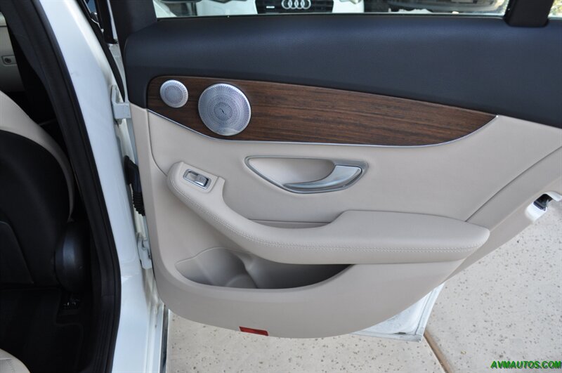 2019 Mercedes-Benz C 300   - Photo 26 - Scottsdale, AZ 85260