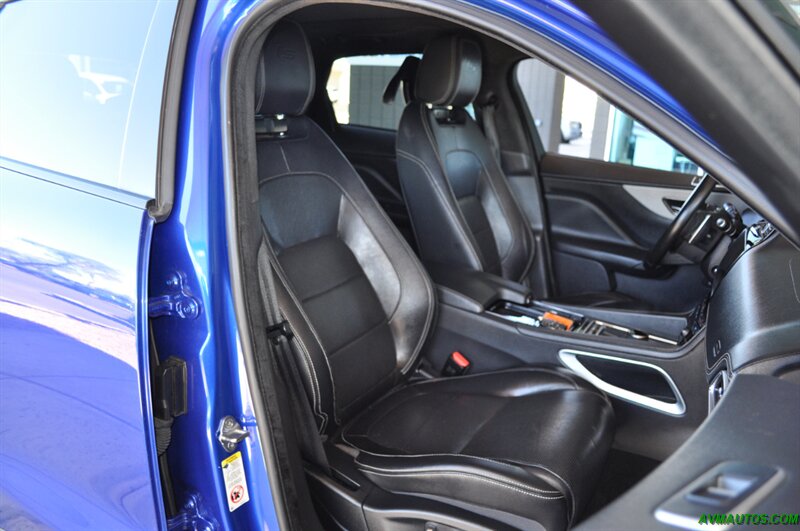 2019 Jaguar F-Pace S   - Photo 18 - Scottsdale, AZ 85260